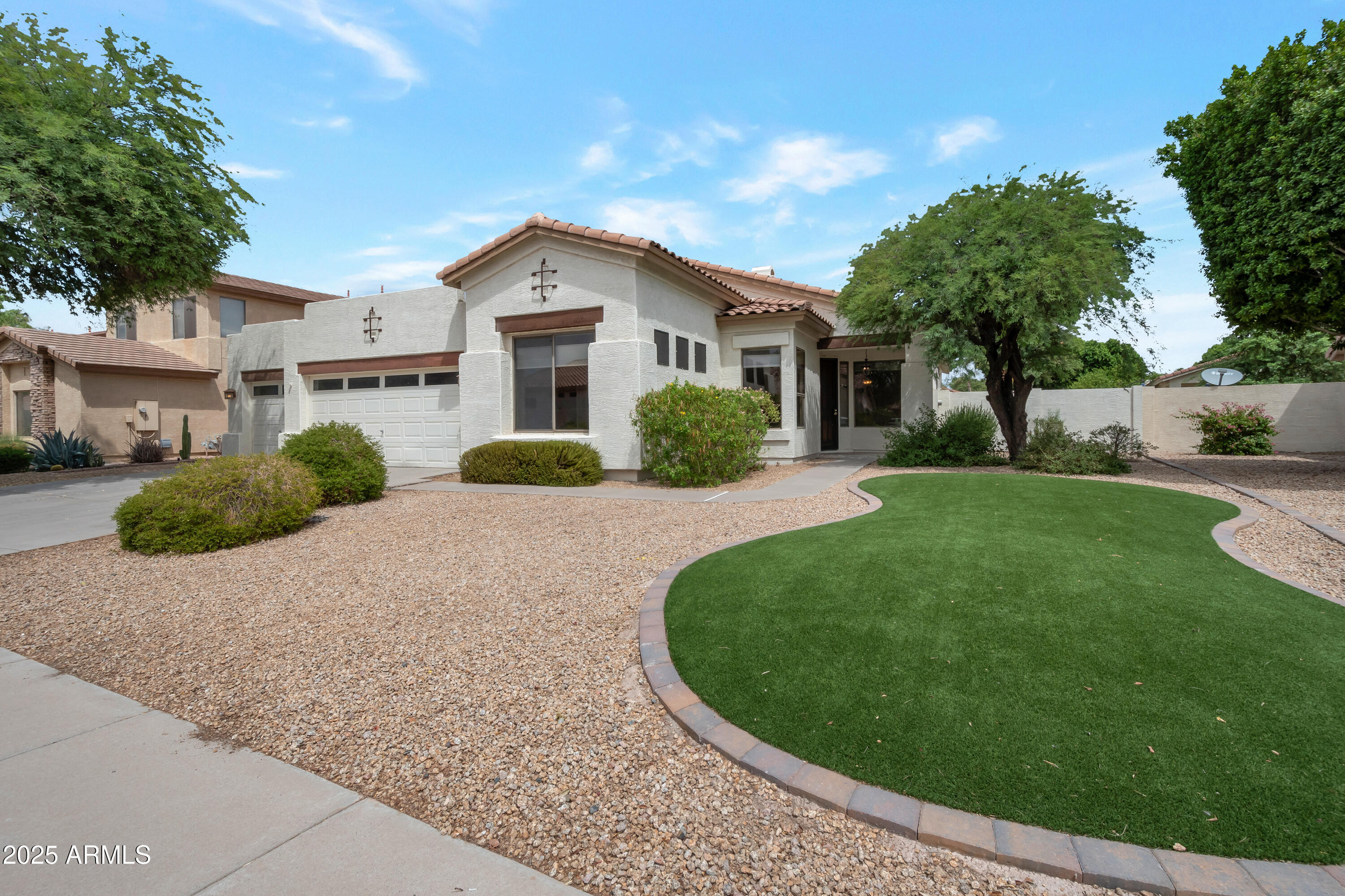 Property Photo: 1480 E Harrison Street AZ 85295