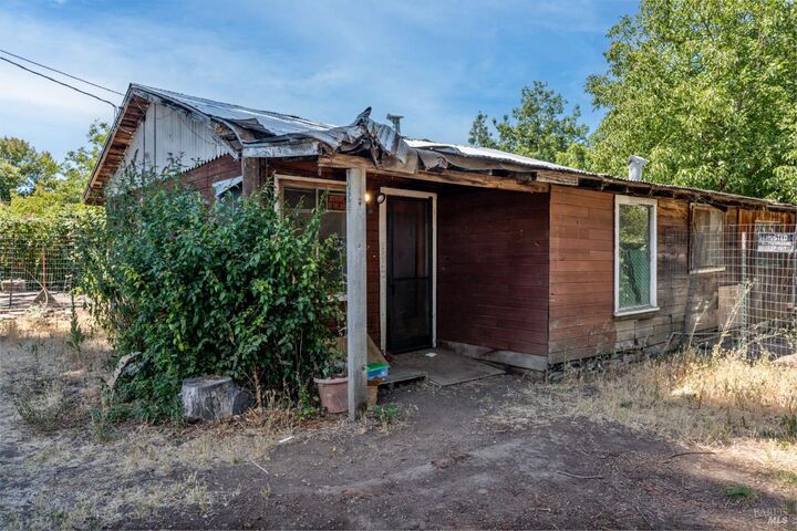 454 Della Avenue  Willits CA 95490 photo