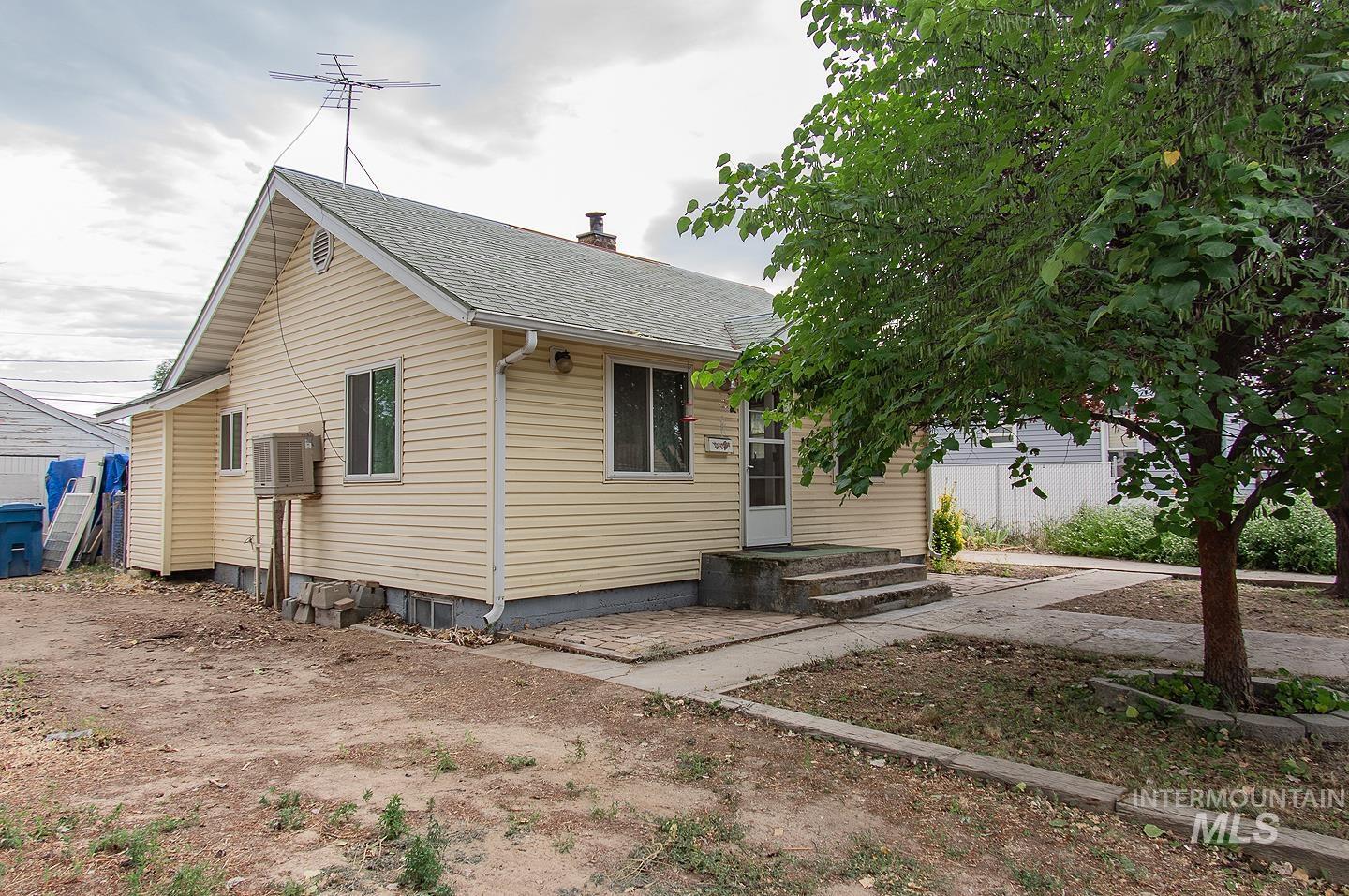 Property Photo: 139 Owyhee Ave ID 83651