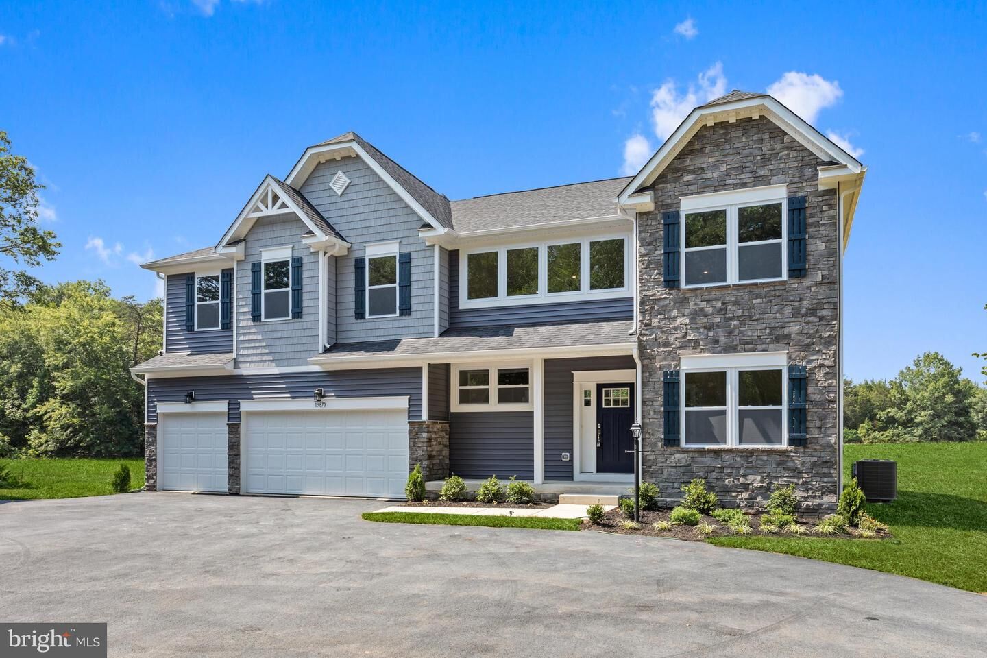 Property Photo:  113 Lillian Court  VA 22406 