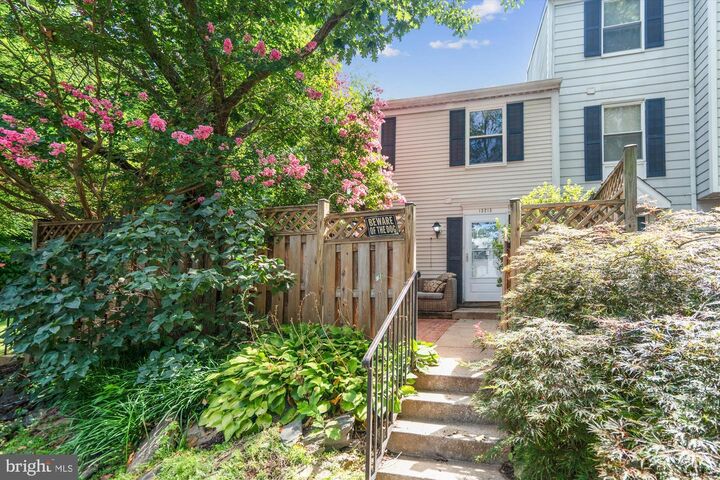 Property Photo: 13213 Whitechurch Circle MD 20874