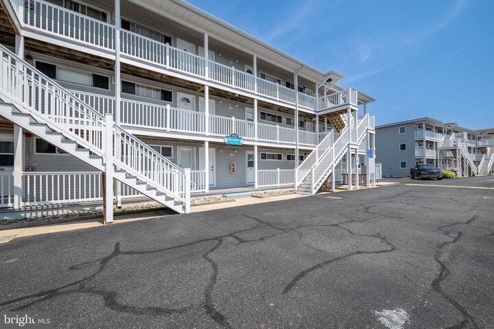 Property Photo:  508 Robin Drive 44  MD 21842 