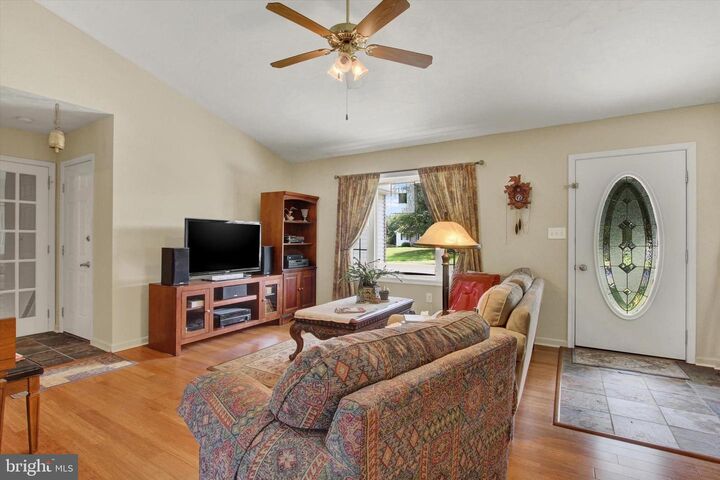 Property Photo:  12 Yorktowne Court  PA 17340 