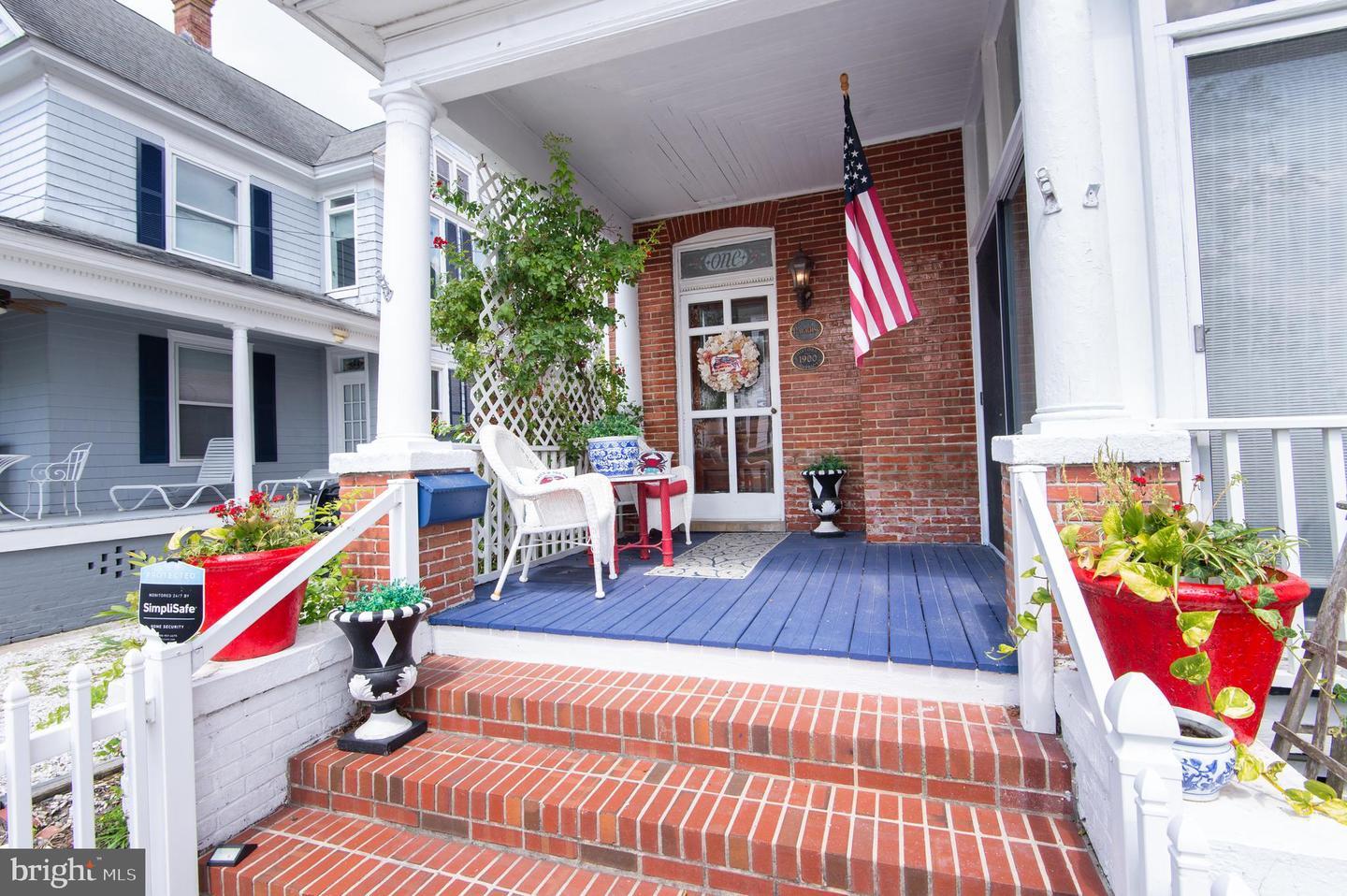 Property Photo:  1 West End Avenue  MD 21613 