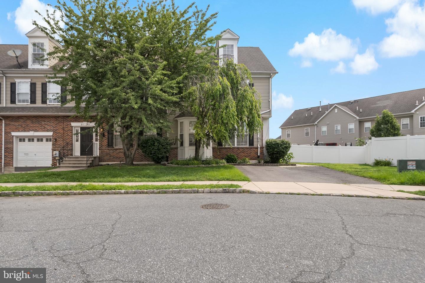 Property Photo:  2101 Trevi Court  PA 19145 