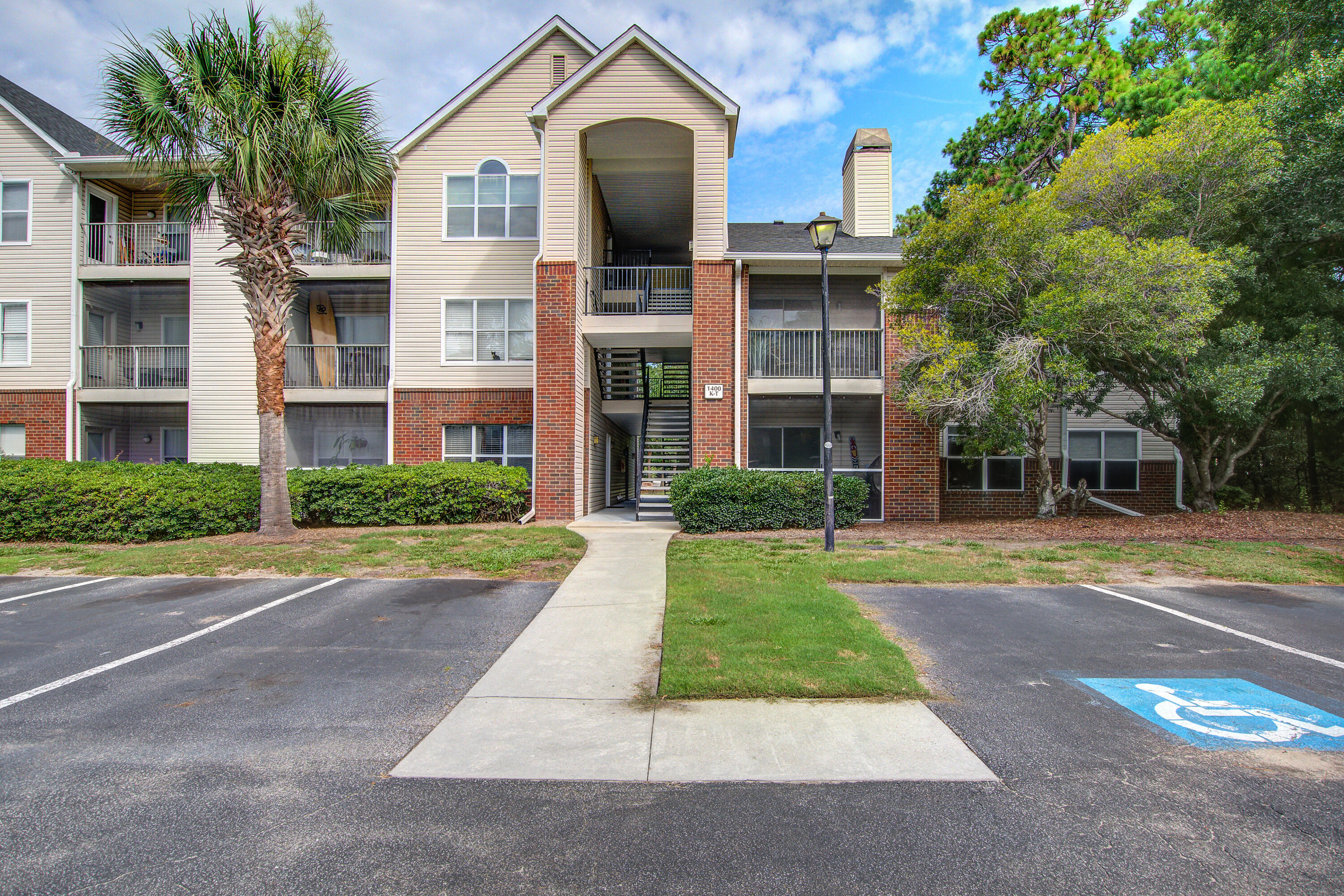 2011 N Highway 17 # 1400N  Mount Pleasant SC 29466 photo