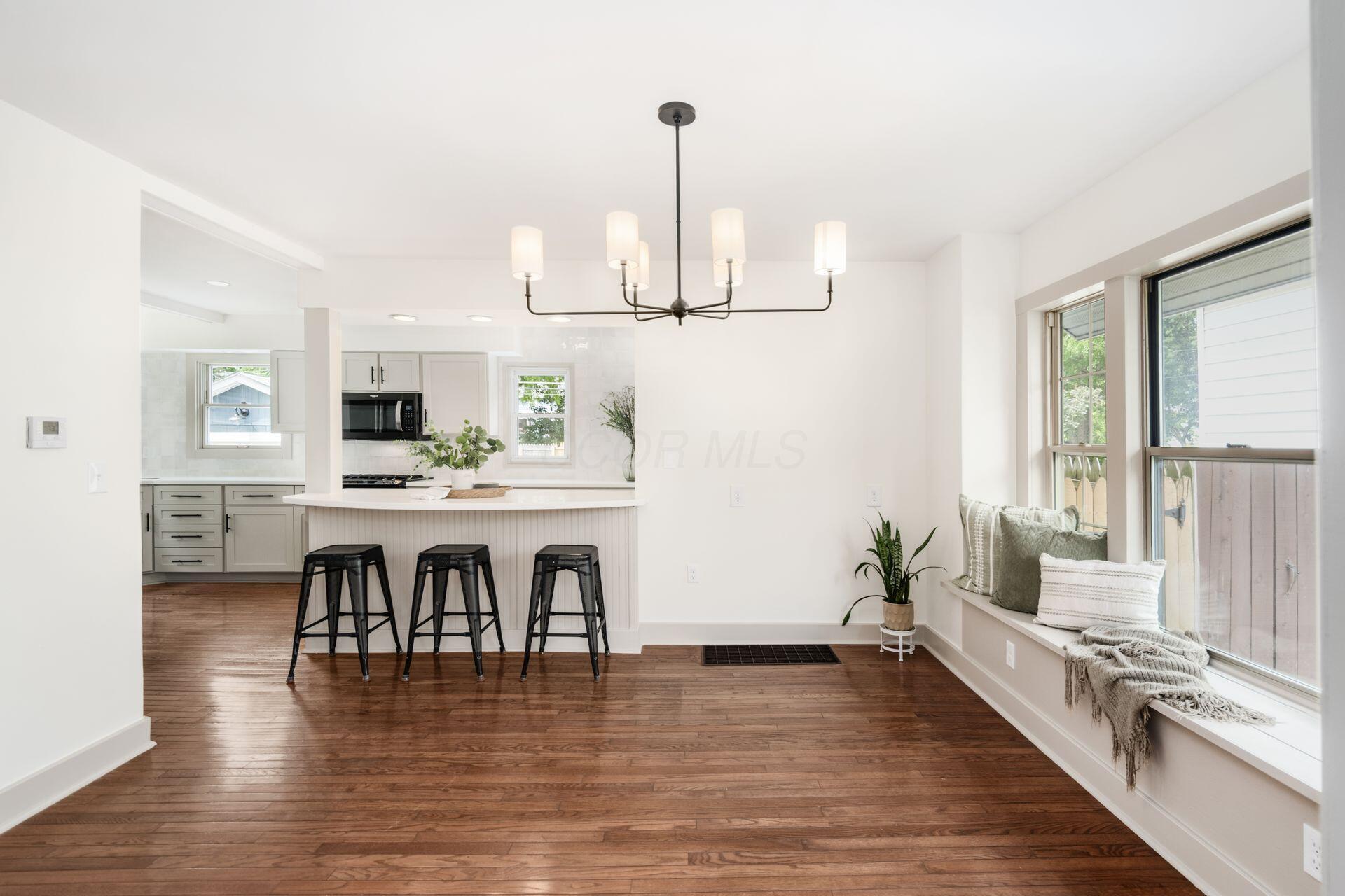 Property Photo:  74 E Longview Avenue  OH 43202 