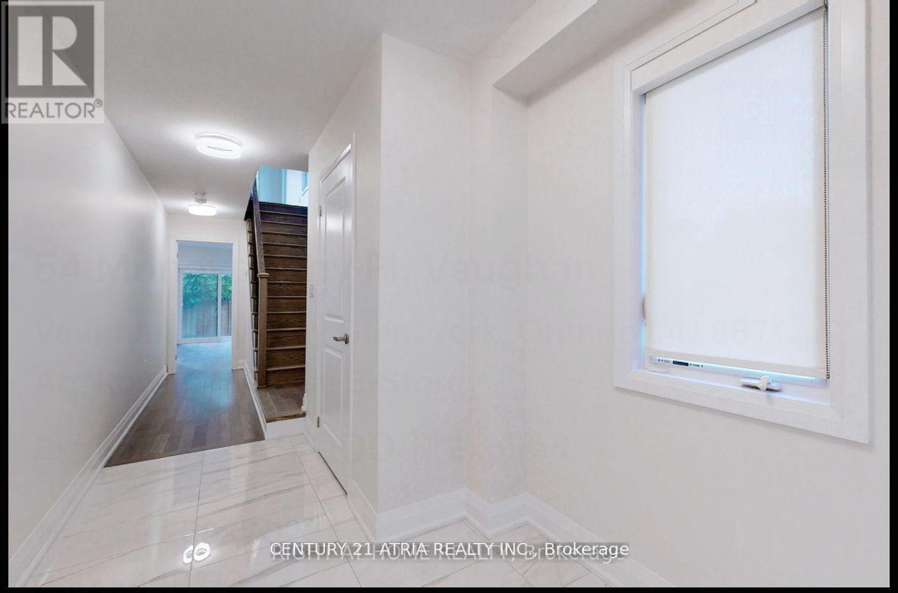 Property Photo: 54 Moneypenny Place ON L4J 8B7