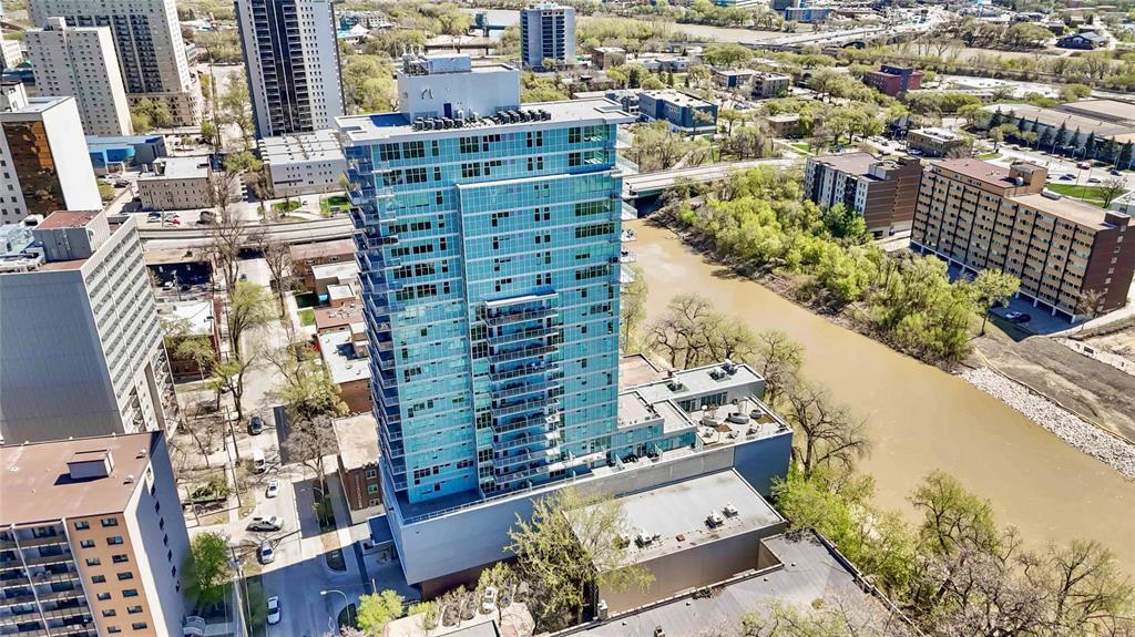 Photo de la propriété:  390 Assiniboine Avenue  MB R3C 0V2 