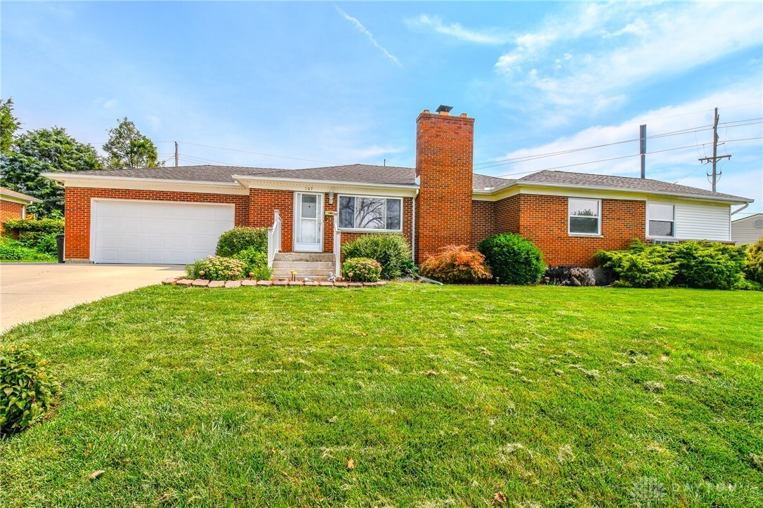Property Photo: 567 N Tionda Drive OH 45377