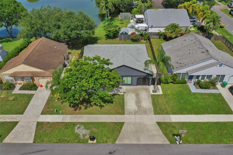 Property Photo: 961 SW 134th Ave FL 33325