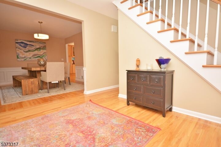 Property Photo:  264 Washington Valley Rd  NJ 07869 