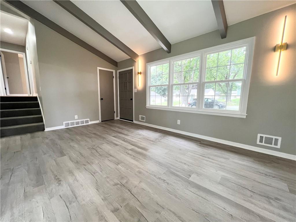 Property Photo: 1607 NE 61st Street MO 64118