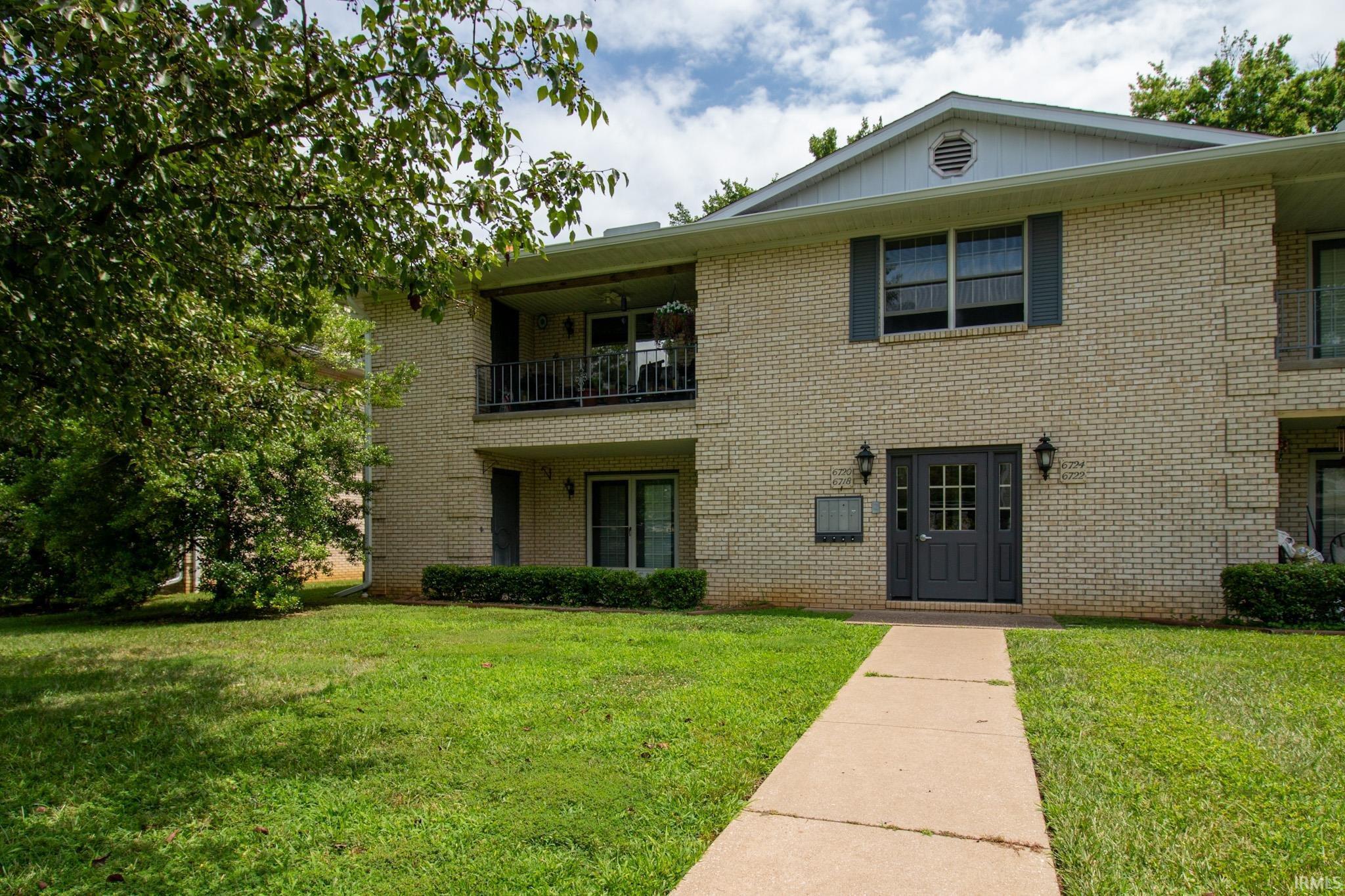 6718 Newburgh Road  Evansville IN 47715 photo