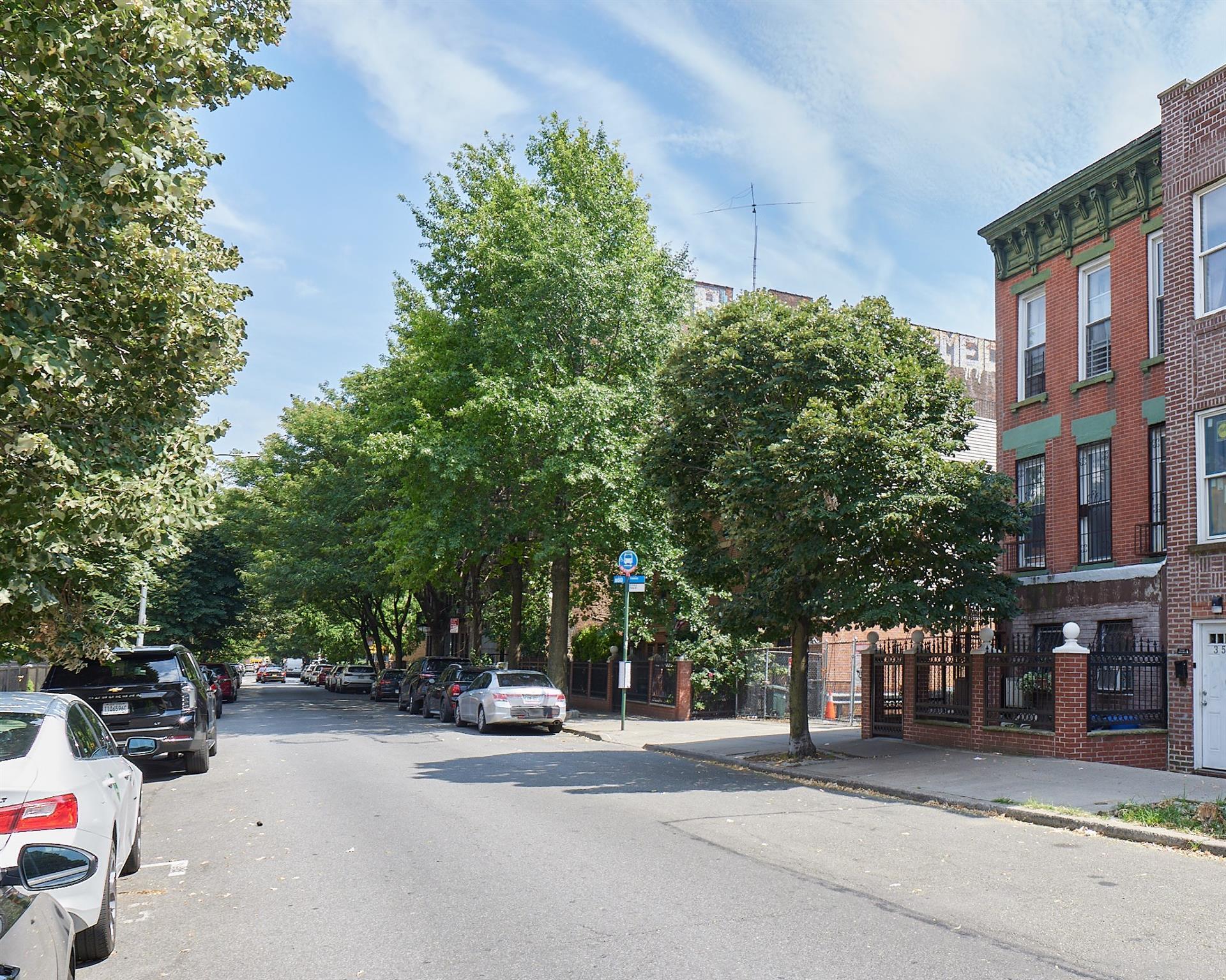 Property Photo:  354 S 5th Street #2  NY 11211 