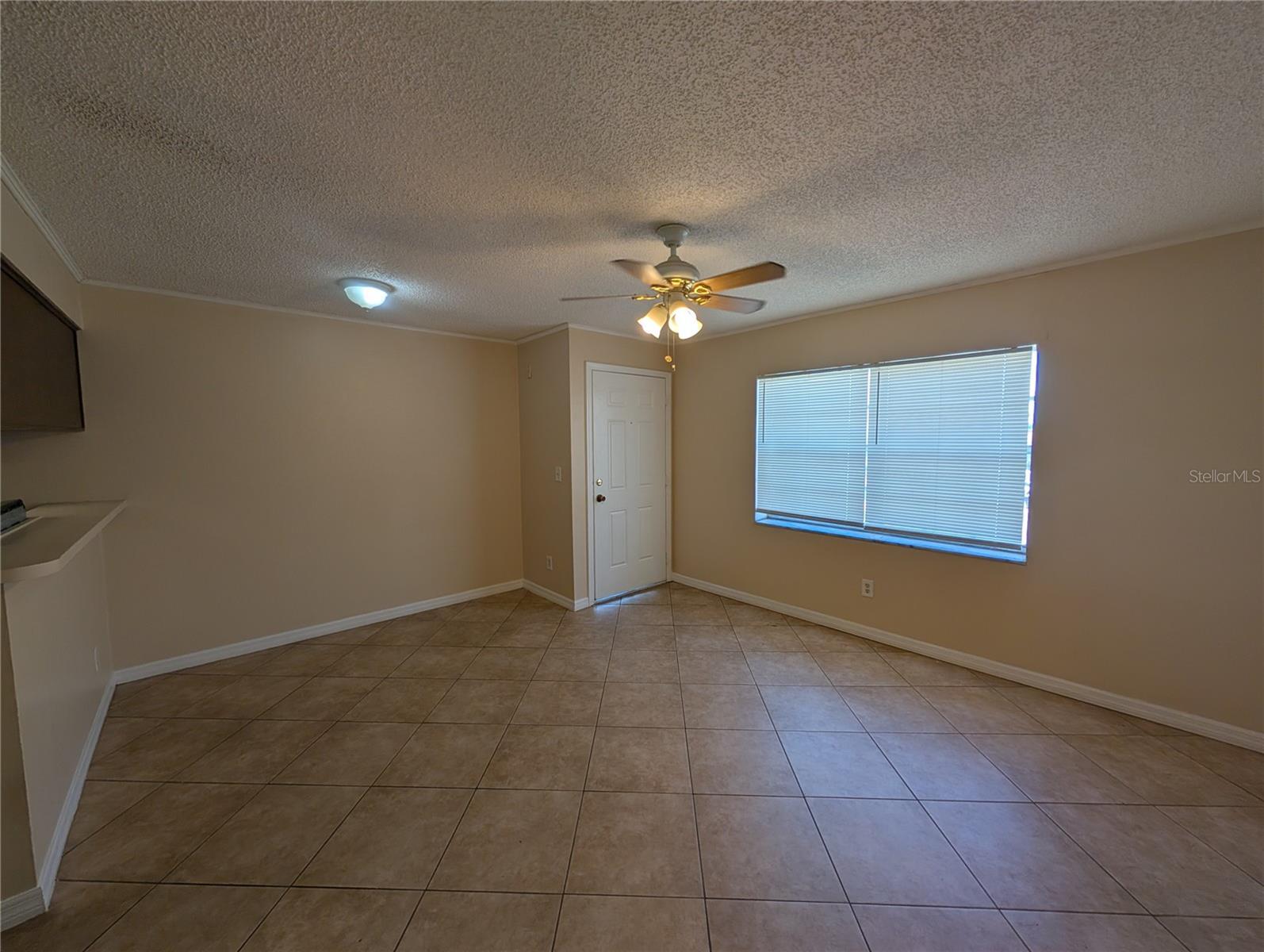 Property Photo: 6415 S Roberts Avenue 201 FL 33616