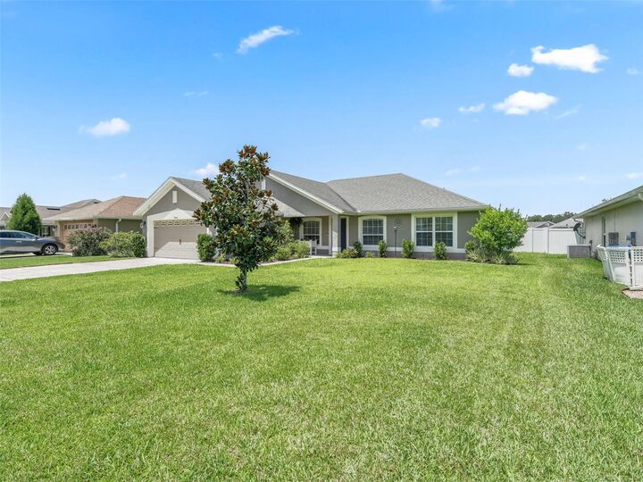 Property Photo:  9806 Pepper Tree Place  FL 34785 