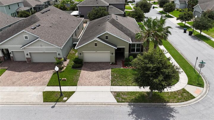 Property Photo:  12093 Stone Bark Trail  FL 32824 