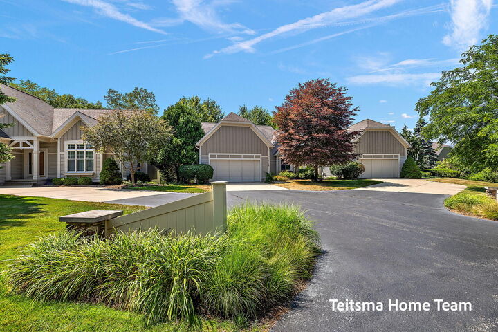 Property Photo:  18139 Lost Creek Lane  MI 49456 