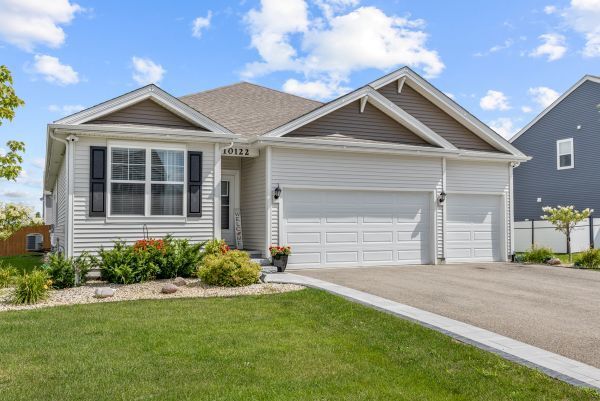 10122 Jonamac Avenue  Huntley IL 60142 photo