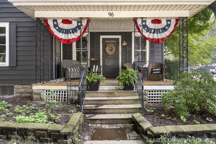 Property Photo: 96 E Washington Street IL 60543