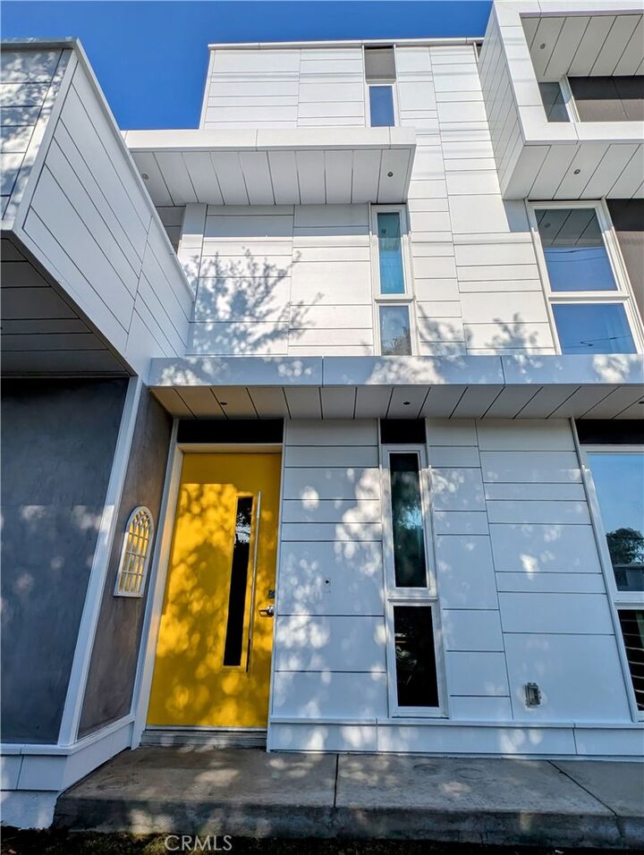 Property Photo:  2306 Aviation Boulevard A  CA 90278 