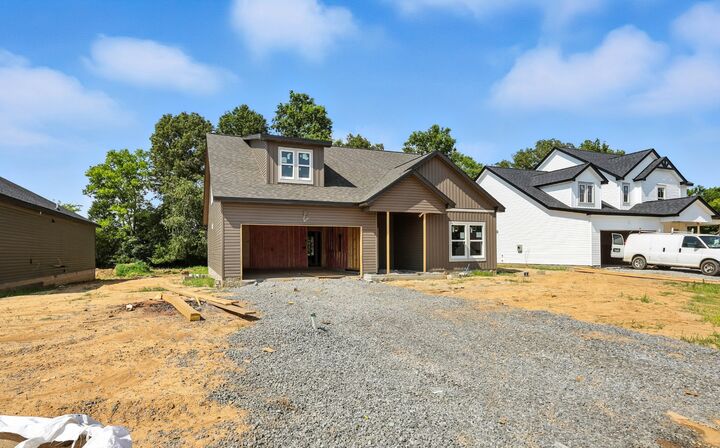 Property Photo: 472 Herman Dr TN 37042