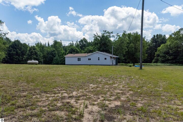 Property Photo: 10241 W Gladwin Road MI 48632-8701