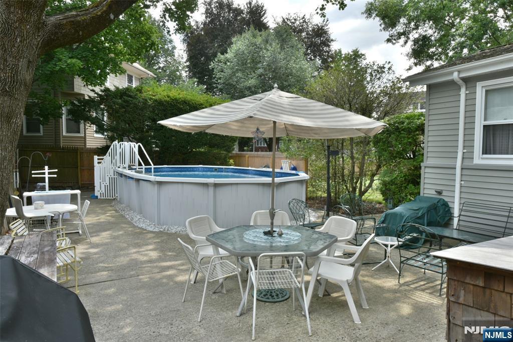 Property Photo:  80 Washington Place  NJ 07450 