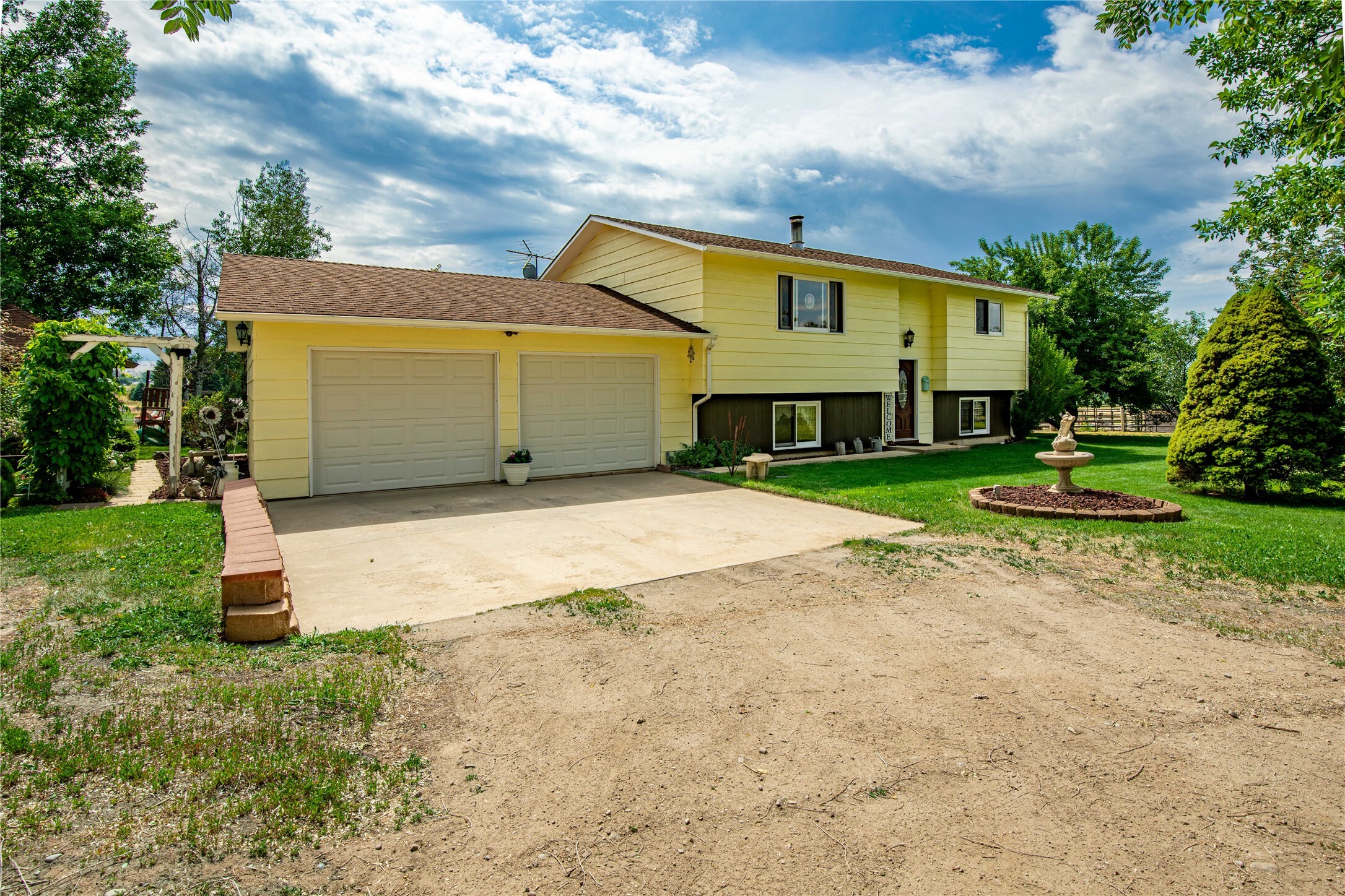 Property Photo:  571 Ridge Road  MT 59870 