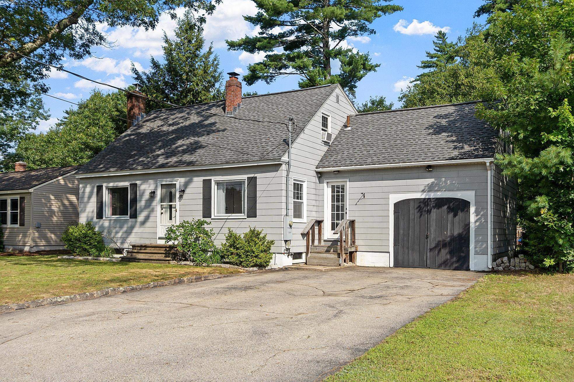 Property Photo: 9 Moose Club Park Road NH 03045