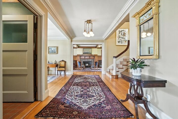 Property Photo:  17 Wave Street  MA 01902 