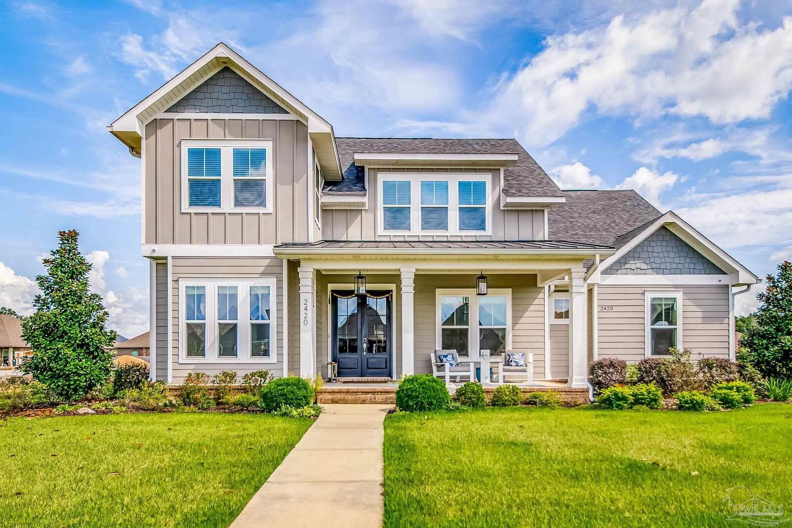 Property Photo:  2420 Meeting St  FL 32533