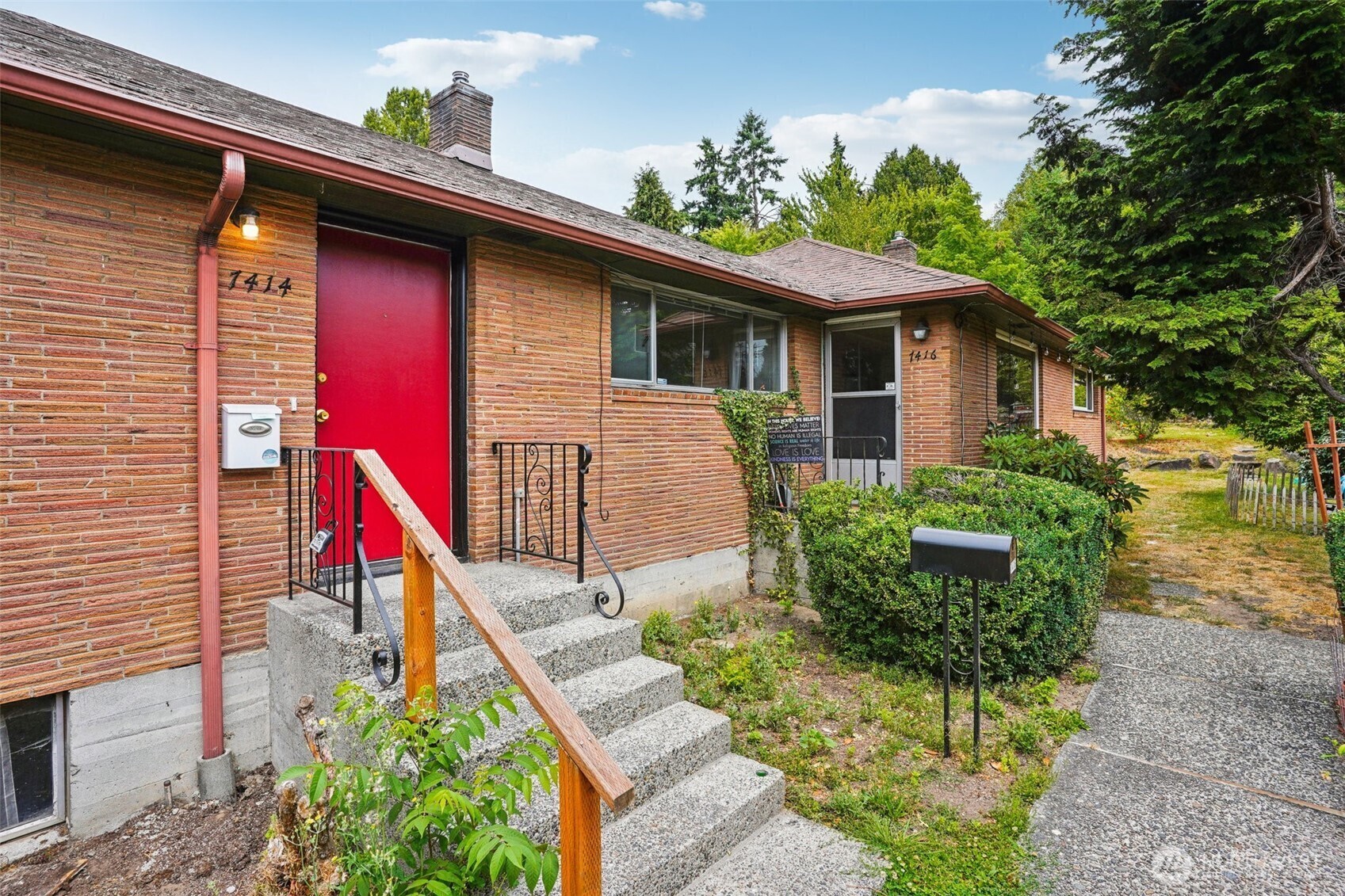 7414  Rainier Avenue S  Seattle WA 98118 photo