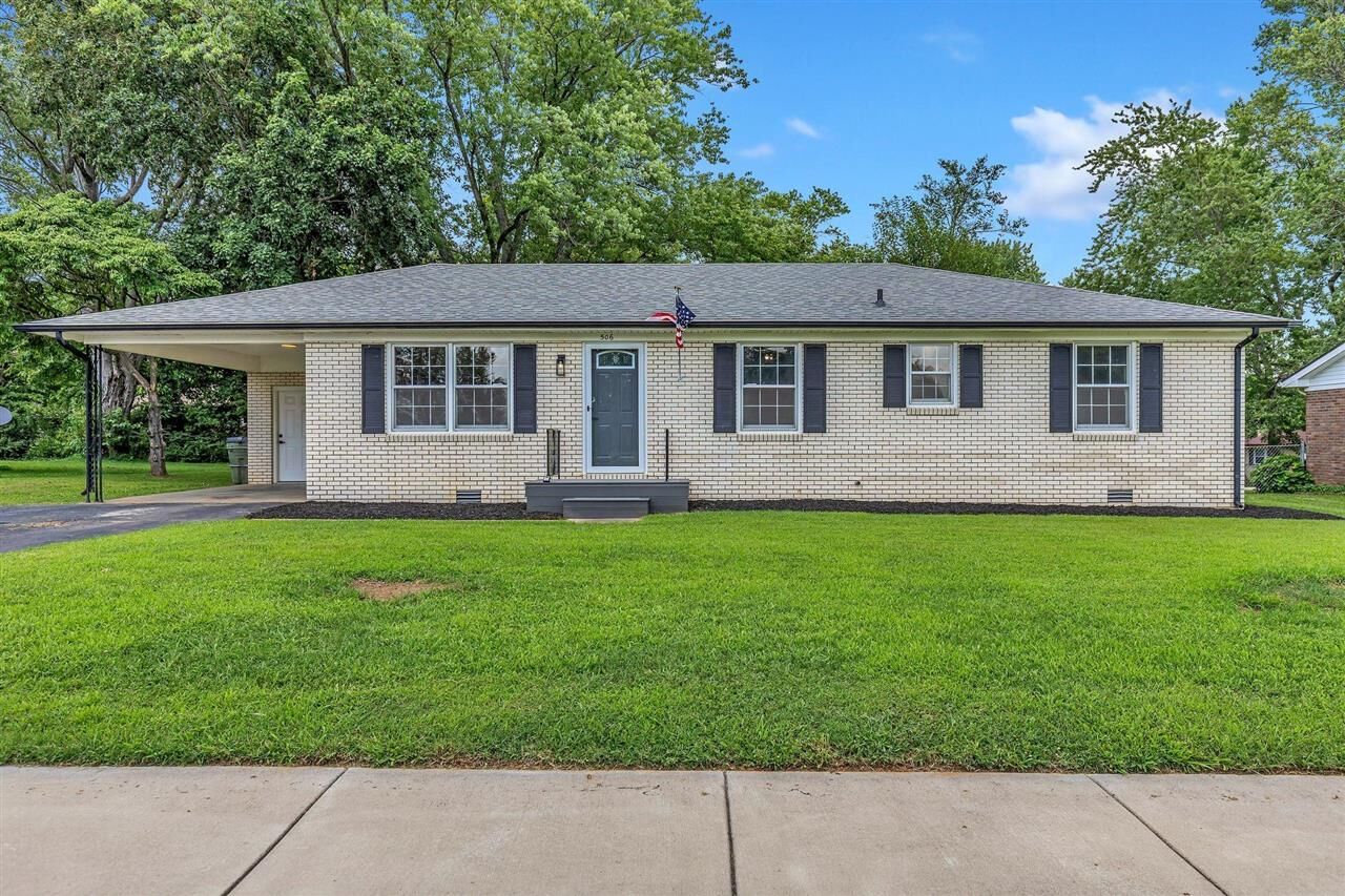 Property Photo:  506 Holiday Park Drive  KY 42240 