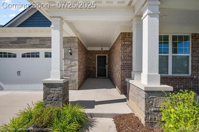 Property Photo:  50182 Sawyer Road  MI 48188 