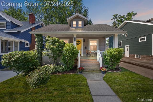 Property Photo: 308 Gardenia Avenue MI 48067