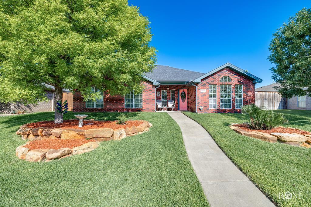 Property Photo: 6005 Maravillas St TX 76904