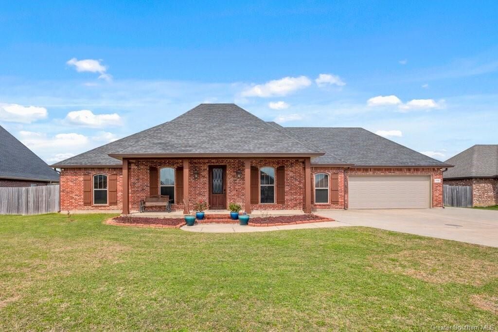 Property Photo: 1106 N Ella Kate Lane N LA 70605