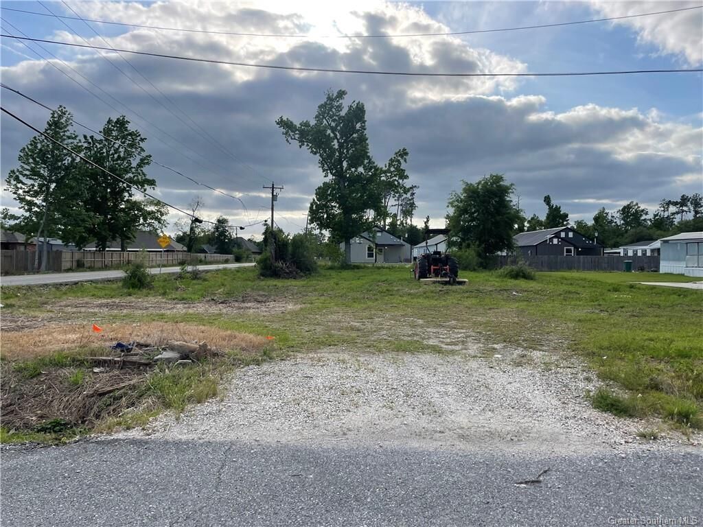 Property Photo: 276 Vicky Lane LA