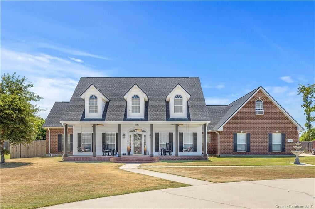 Property Photo: 1647 Hollow Cove Lane LA 70611