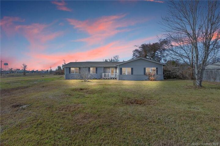 Property Photo:  201 Armistead Lane  LA 70611 