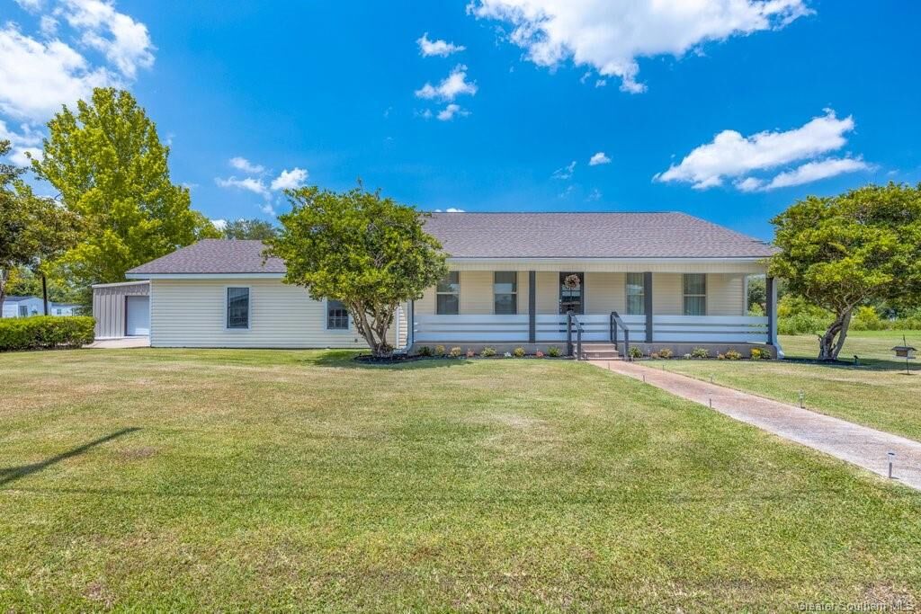 Property Photo:  1608 Mill Street  LA 70668 