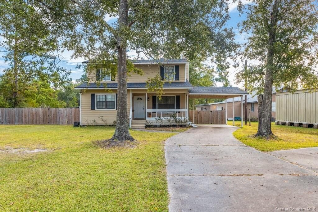 Property Photo:  721 Kim Street  LA 70663 
