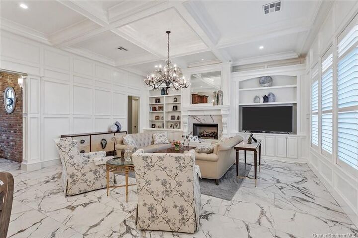 Property Photo:  5390 Waterside Drive  LA 70607 