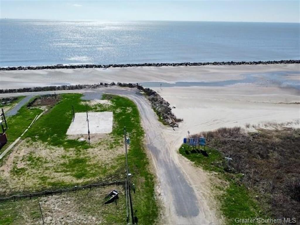 Property Photo: 335 Long Beach Road LA 70631