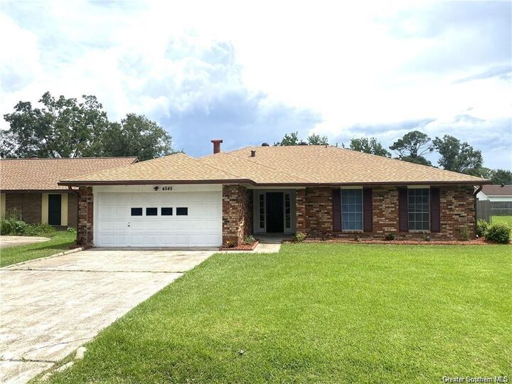4545 W Meadow Lane W  Lake Charles LA 70605 photo