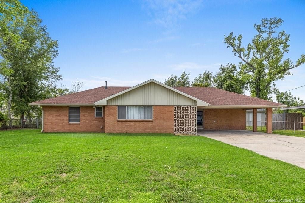 Property Photo: 1311 Hilma Street LA 70669