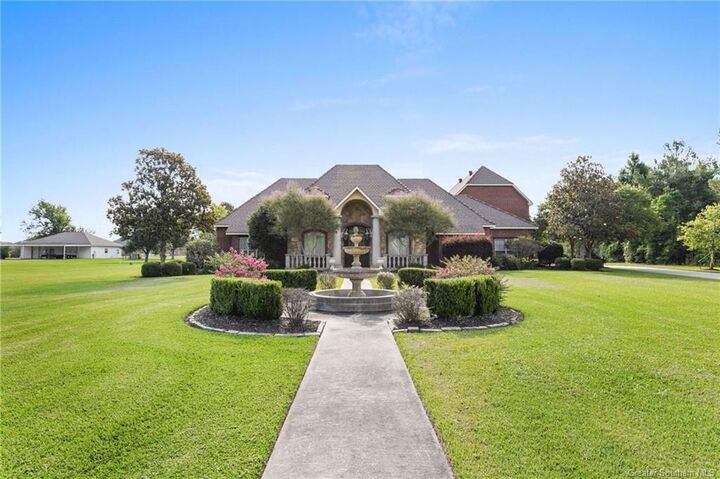 2710 Christy Drive  Lake Charles LA 70611 photo