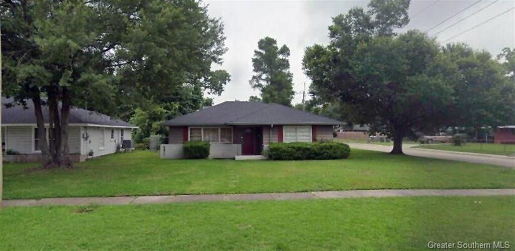 Property Photo:  1721 11th Street  LA 70601 
